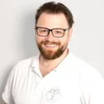 mgr Piotr Kostrzębski | Fizjoterapeuta